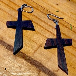 LUCKY BRAND WOODEN CROSS EARRINGS
